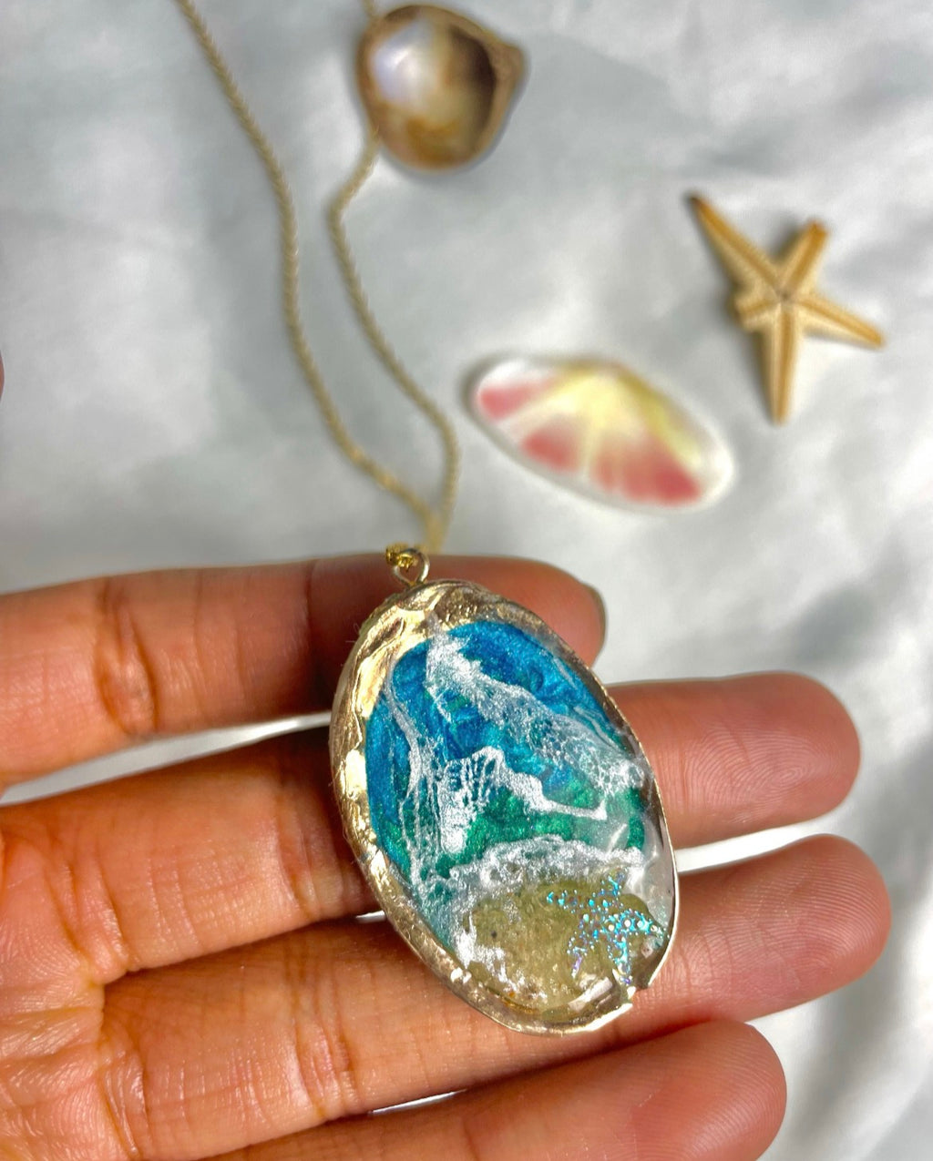 Call of the Sea Shell Necklace